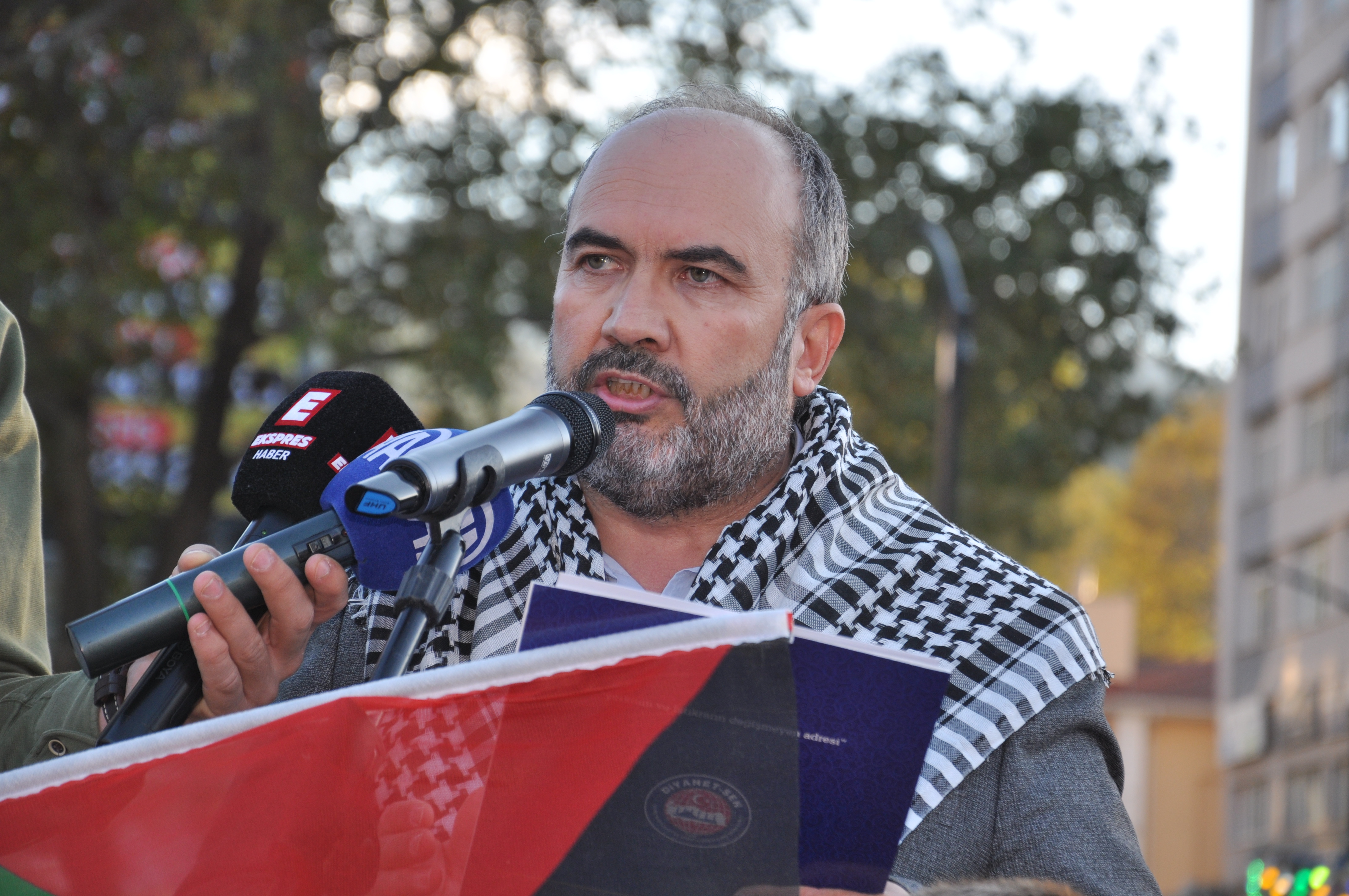 A A 20251004 39313217 39313216 B U R S A V E K U T A H Y A D A I S R A I L I N K U R E S E L S U M U D F I L O S U N A S A L D I R I L A R I P R O T E S T O E D I L D I