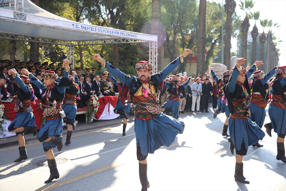 A A 20251029 39553625 39553620 C U M H U R I Y E T I N 102 Y I L D O N U M U K U T L A N I Y O R