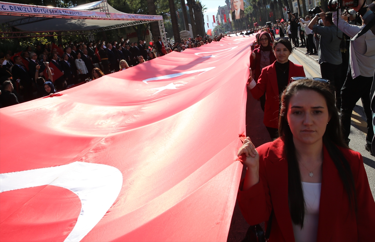 A A 20251029 39553625 39553621 C U M H U R I Y E T I N 102 Y I L D O N U M U K U T L A N I Y O R