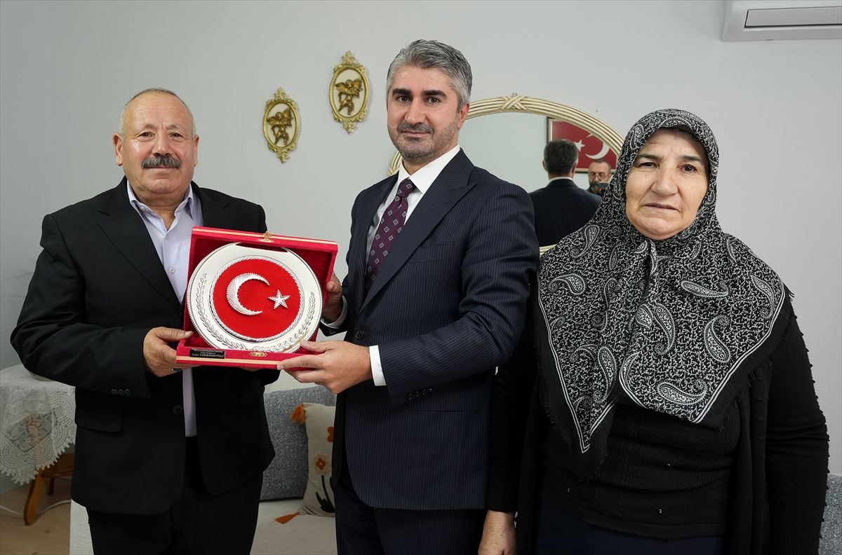 A A 20251031 39576118 39576116 A I L E V E S O S Y A L H I Z M E T L E R B A K A N Y A R D I M C I S I T A R I K D A R O G L U I Z M I R D E S E H I T A I L E S I N I Z I Y A R E T E T T I