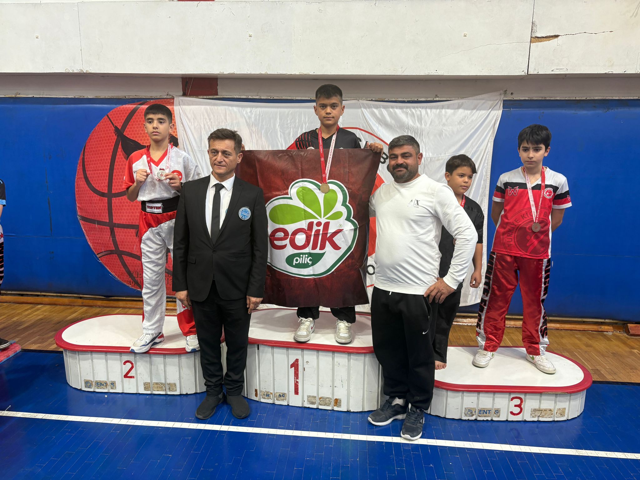 76Ec00Df 93Fb 4A43 80C0 22Ce646754Ca