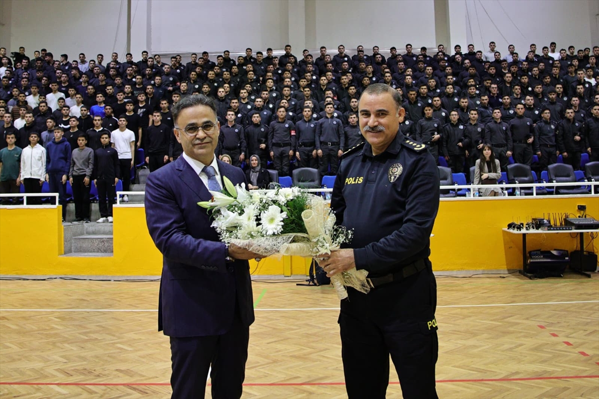 A A 20251101 39586090 39586089 I Z M I R D E Y E S I L A Y D A N P O L I S O K U L U N D A B A G I M L I L I K L A M U C A D E L E K O N F E R A N S I