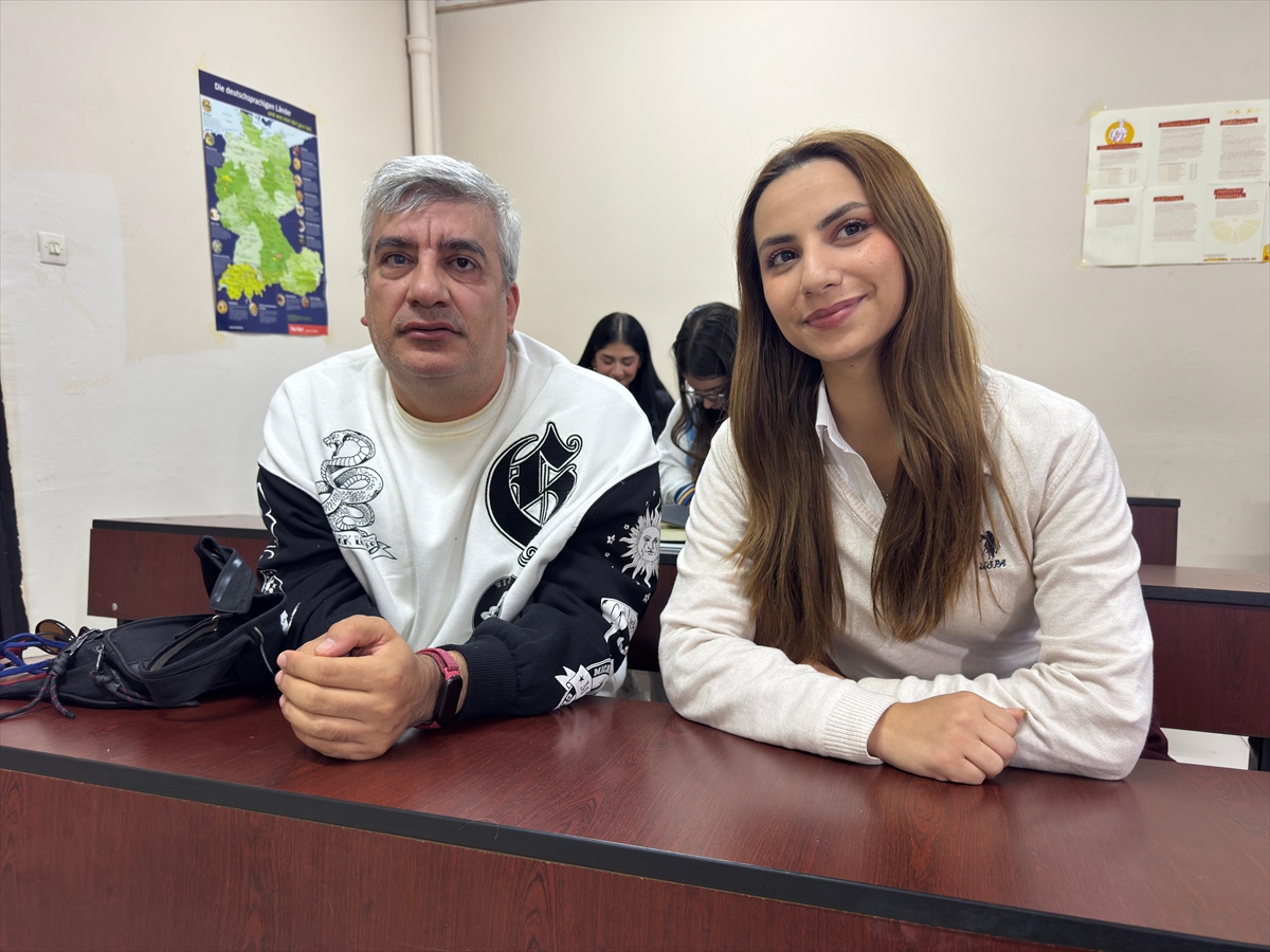 A A 20251104 39609165 39609161 50 Y A S I N D A K I G O R M E E N G E L L I U N I V E R S I T E O G R E N C I S I N I N E N B U Y U K D E S T E K C I S I S I N I F A R K A D A S L A R I