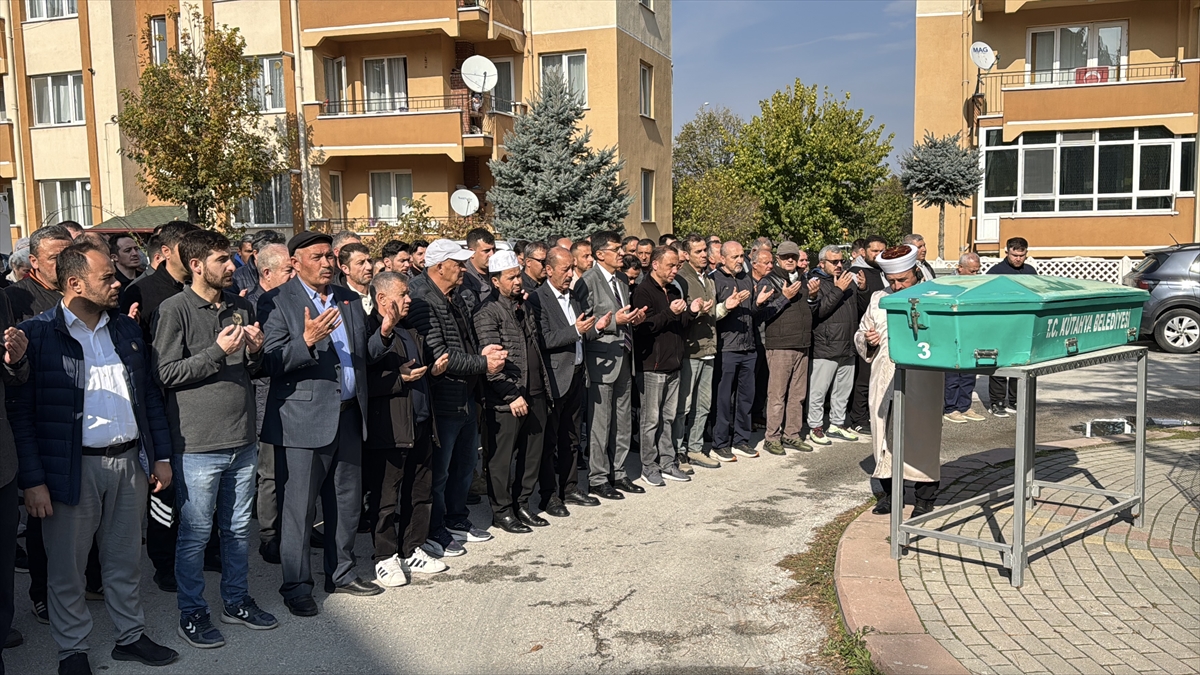 A A 20251107 39643170 39643167 K U T A H Y A D A V E F A T E D E N C E P H E R K U L U S U L E Y M A N O G L U N U N A N T R E N O R U P E K U N L U N U N C E N A Z E S I D E F N E D I L D I