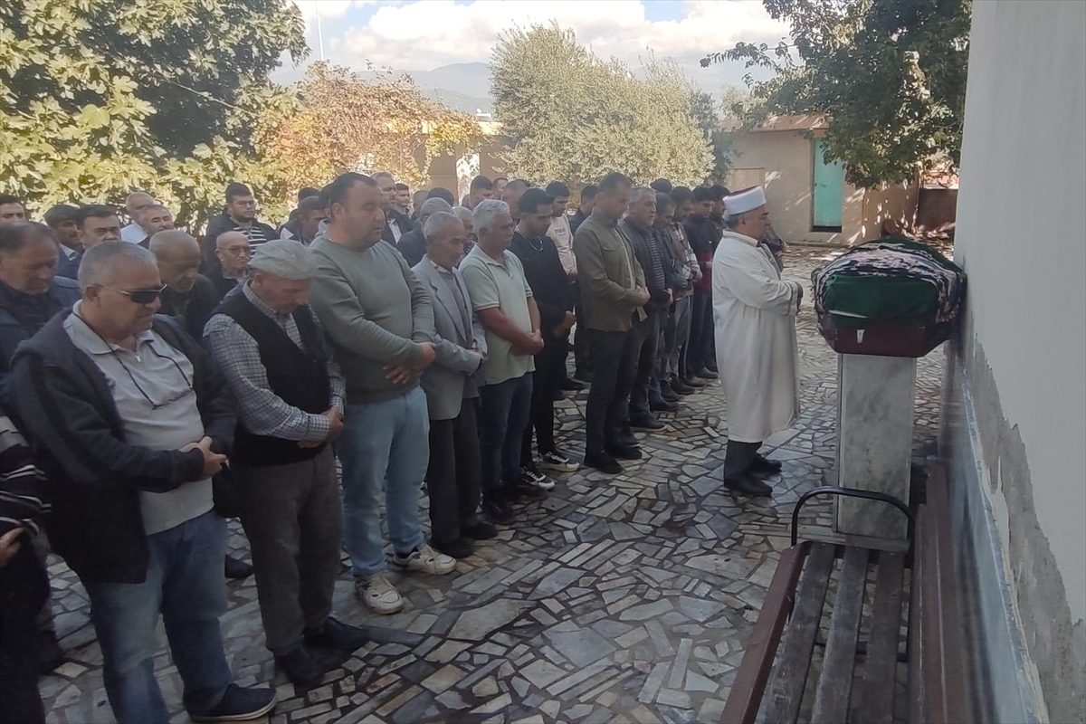 A A 20251108 39652238 39652237 I Z M I R D E B E T O N M I K S E R I N I N C A R P T I G I K A D I N S O N Y O L C U L U G U N A U G U R L A N D I