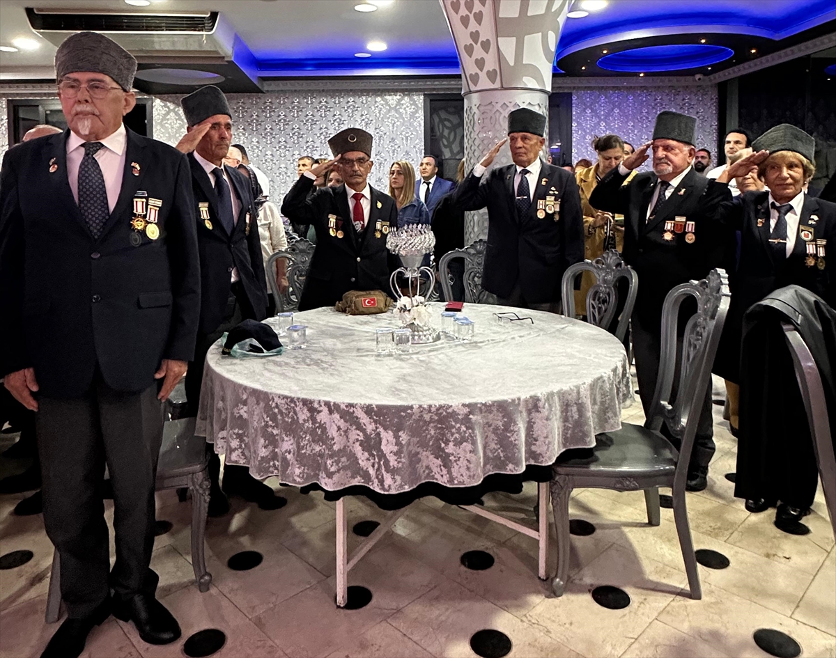 A A 20251109 39657004 39657002 I Z M I R D E K O K L E R D E N G E L E C E G E T U R K D U N Y A S I K U L T U R E T K I N L I G I D U Z E N L E N D I