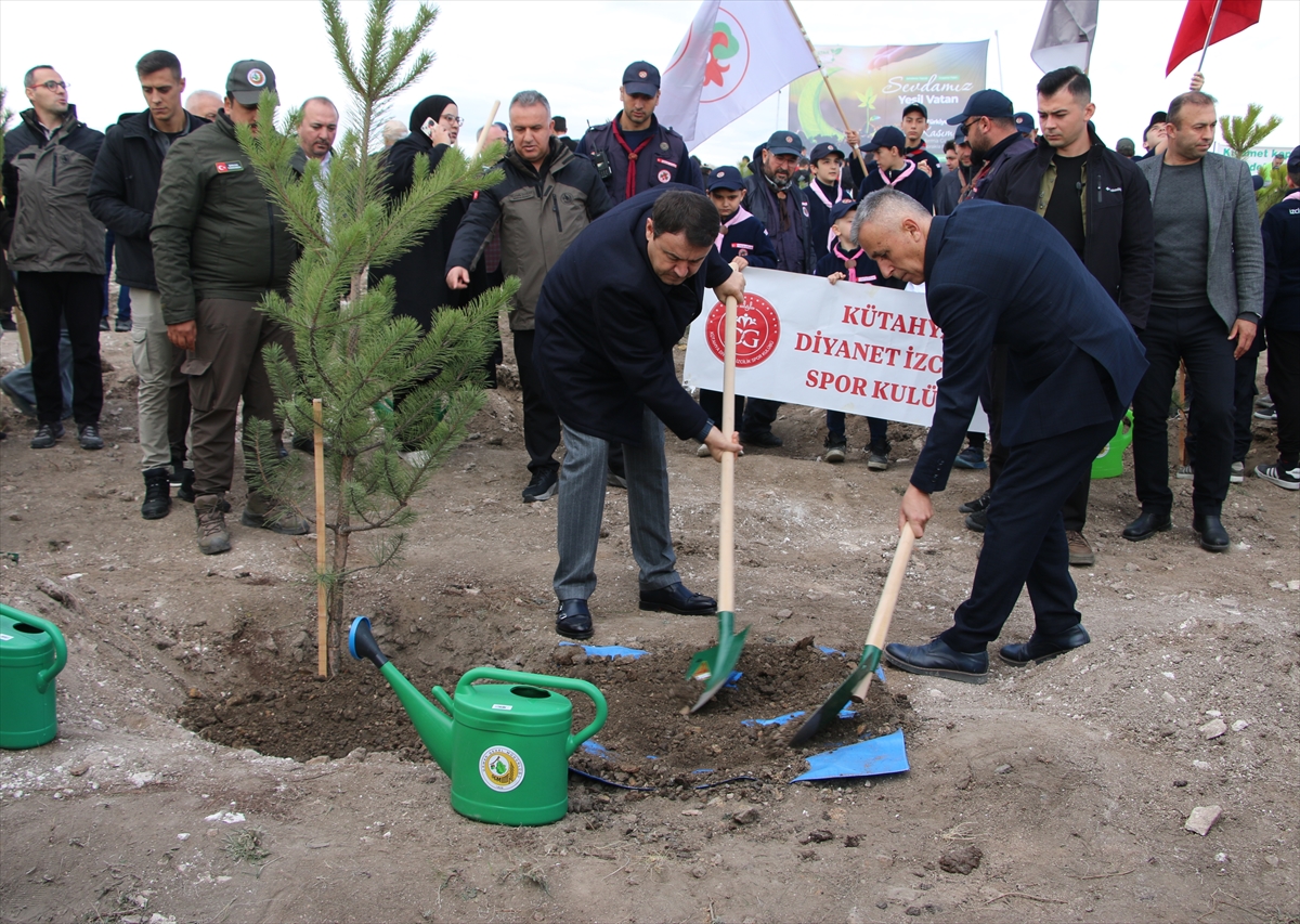 A A 20251111 39678255 39678248 K U T A H Y A D A M I L L I A G A C L A N D I R M A G U N U D O L A Y I S I Y L A F I D A N D I K I M I Y A P I L D I