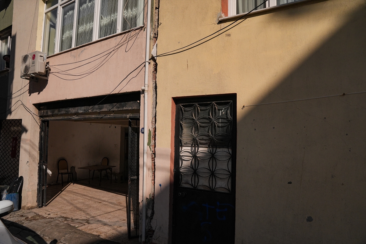 A A 20251111 39681753 39681737 I Z M I R D E T U N E L I N S A A T I N E D E N I Y L E E V L E R I Z A R A R G O R E N M A H A L L E S A K I N L E R I C O Z U M B E K L I Y O R