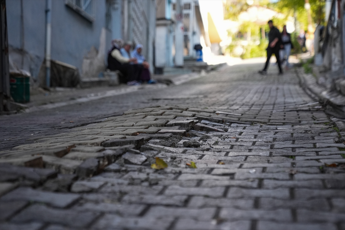 A A 20251111 39681753 39681745 I Z M I R D E T U N E L I N S A A T I N E D E N I Y L E E V L E R I Z A R A R G O R E N M A H A L L E S A K I N L E R I C O Z U M B E K L I Y O R