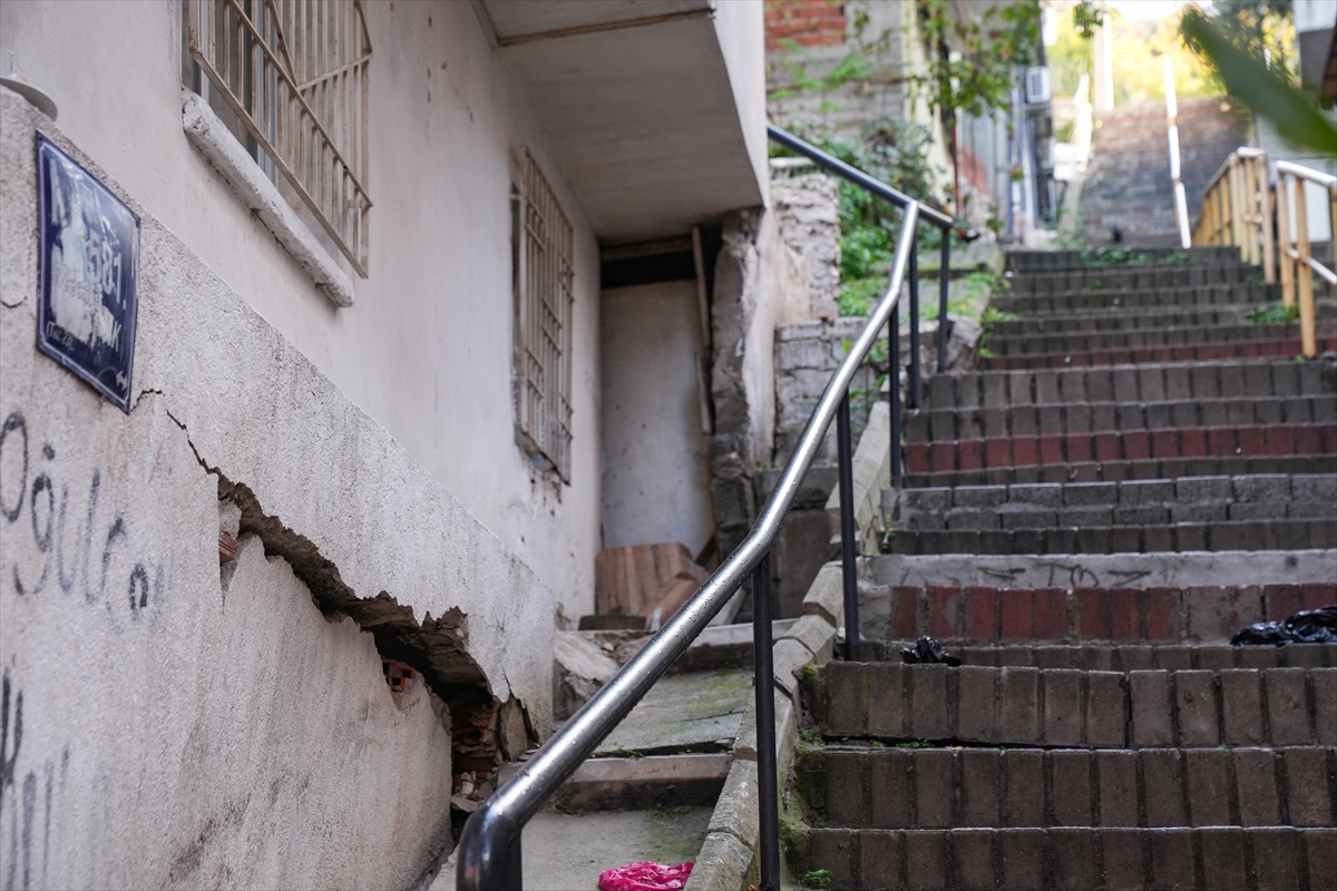 A A 20251111 39681753 39681746 I Z M I R D E T U N E L I N S A A T I N E D E N I Y L E E V L E R I Z A R A R G O R E N M A H A L L E S A K I N L E R I C O Z U M B E K L I Y O R