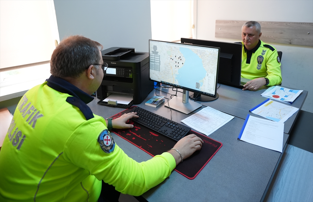 A A 20251115 39713902 39713885 I Z M I R D E T R A F I K D E N E T I M L E R I K A Z A A N A L I Z B I R I M I N I N R A P O R U Y L A S E K I L L E N I Y O R