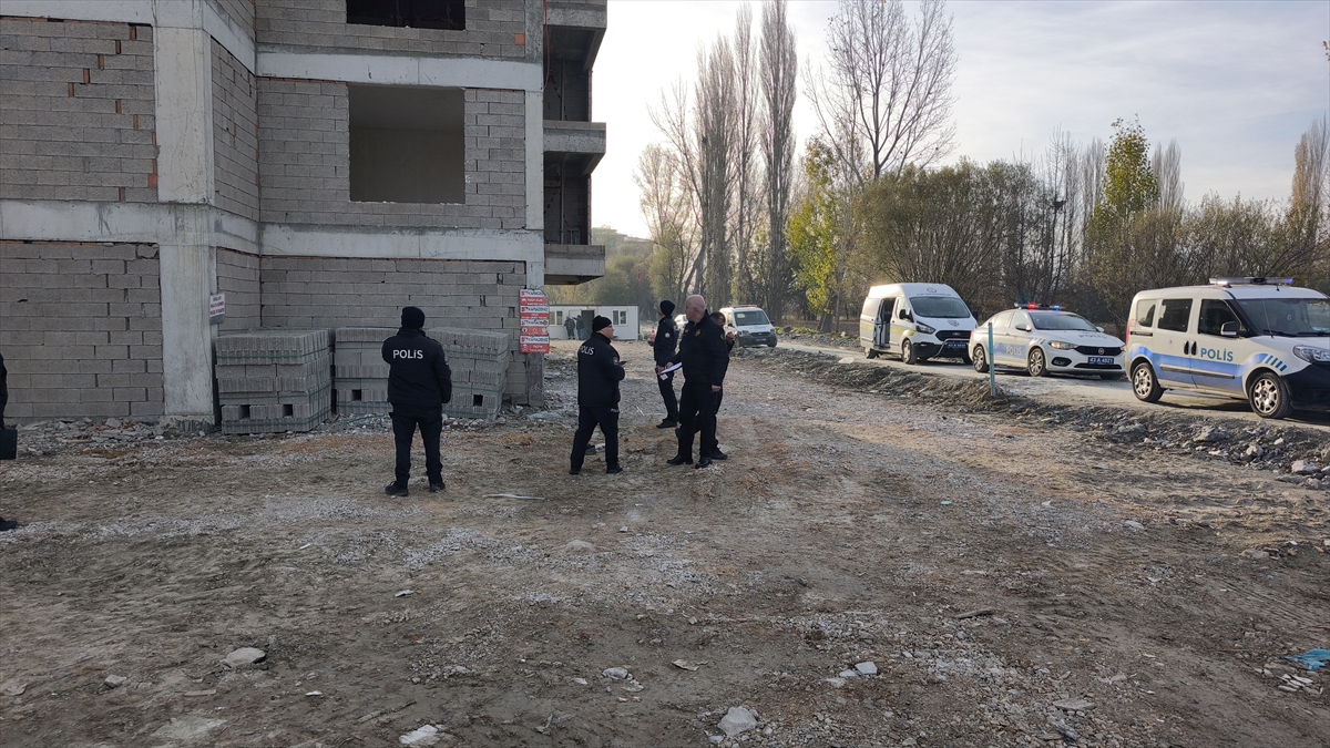 A A 20251118 39738673 39738669 K U T A H Y A D A I N S A A T T A N D U S E N I S C I A G I R Y A R A L A N D I-1