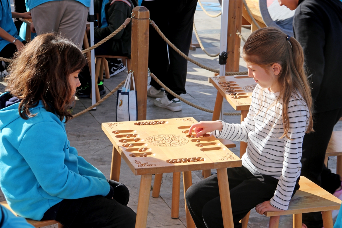 A A 20251121 39768312 39768307 G E L E N E K S E L O Y U N L A R T I R I G E C M I S I N O Y U N L A R I N I M U G L A D A C O C U K L A R L A B U L U S T U R D U