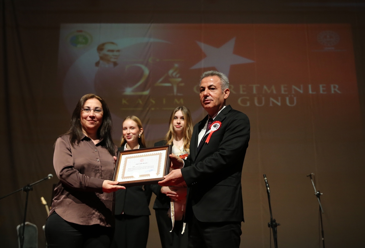 A A 20251124 39791453 39791452 I Z M I R D E 24 K A S I M O G R E T M E N L E R G U N U T O R E N L E K U T L A N D I