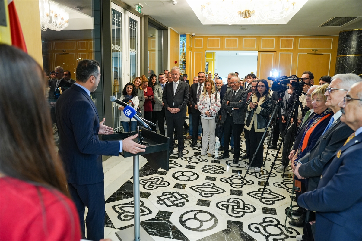 A A 20251125 39805610 39805596 I Z M I R D E I L E T I S I M Y U Z Y I L I N D A K E N T L E R I N H I K A Y E S I A D L I F O T O G R A F S E R G I S I A C I L D I