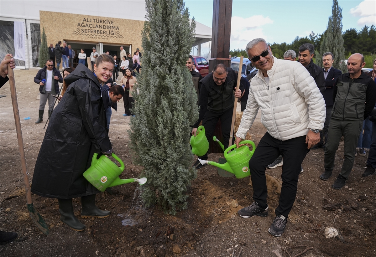 A A 20251127 39824350 39824339 A L J T U R K I Y E I Z M I R D E 310 B I N F I D A N I T O P R A K L A B U L U S T U R D U