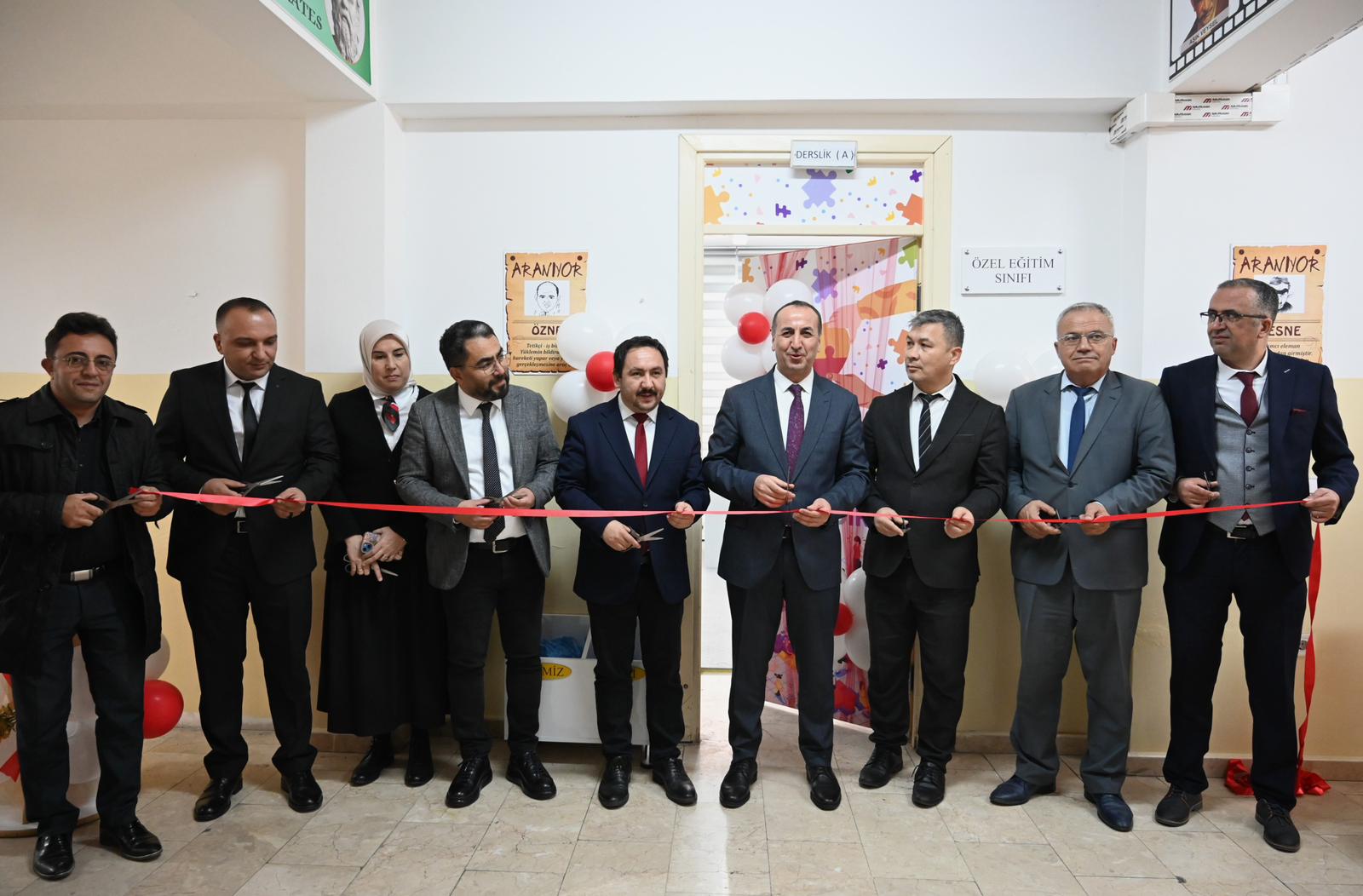 27B38561 3670 4C0B 9556 2B435F616Cd7