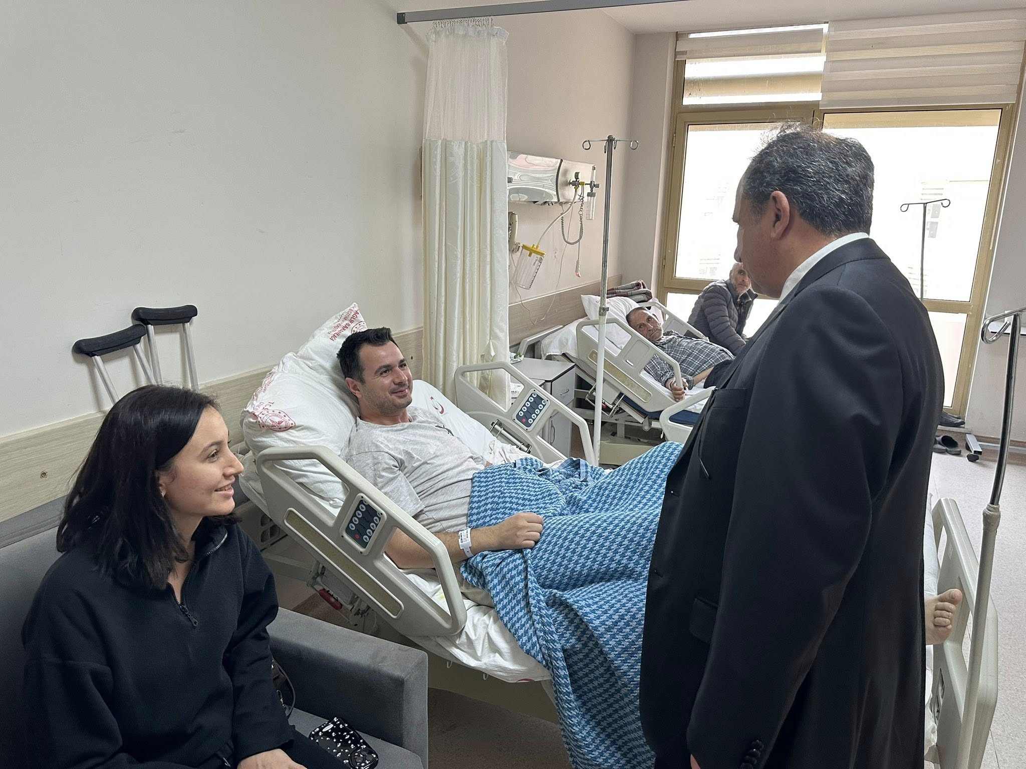 605714129 25544707891863794 8577682855513973544 N