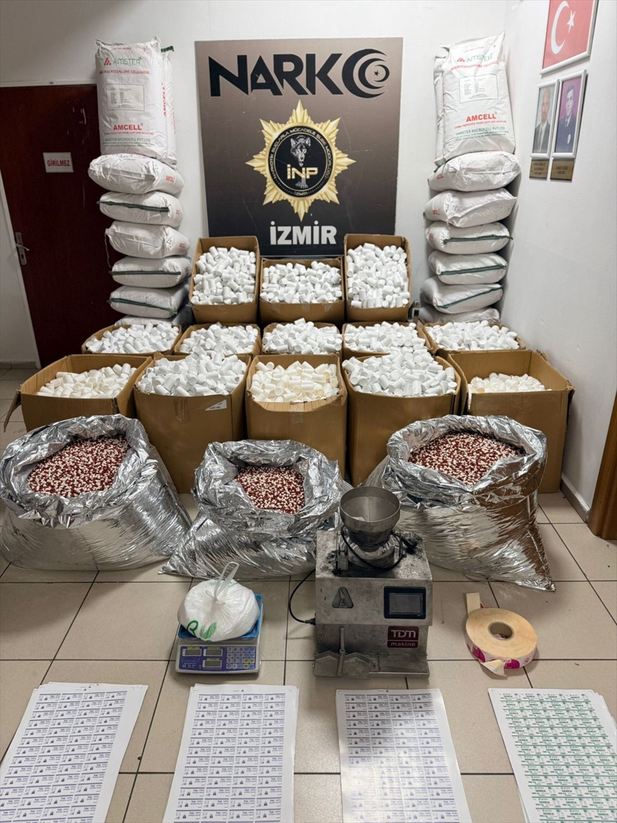 A A 20251201 39856311 39856310 I Z M I R D E 2 M I L Y O N 309 B I N 774 U Y U S T U R U C U H A P E L E G E C I R I L D I