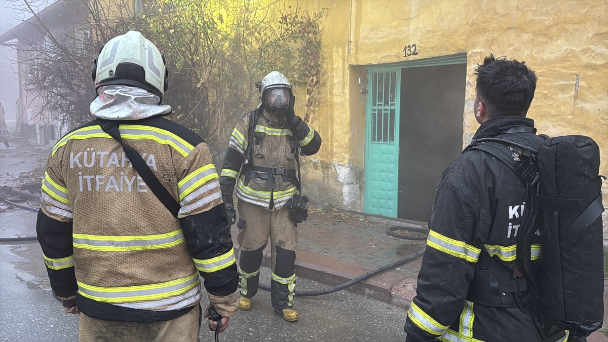 A A 20251204 39885908 39885905 K U T A H Y A D A E V D E C I K A N Y A N G I N D A A N N E O L D U K I Z I Y A R A L A N D I