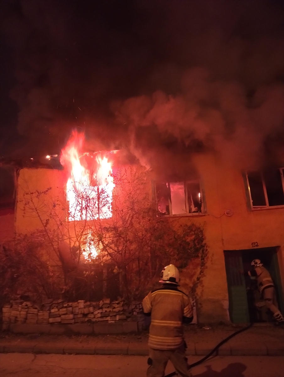 A A 20251204 39885908 39885907 K U T A H Y A D A E V D E C I K A N Y A N G I N D A A N N E O L D U K I Z I Y A R A L A N D I