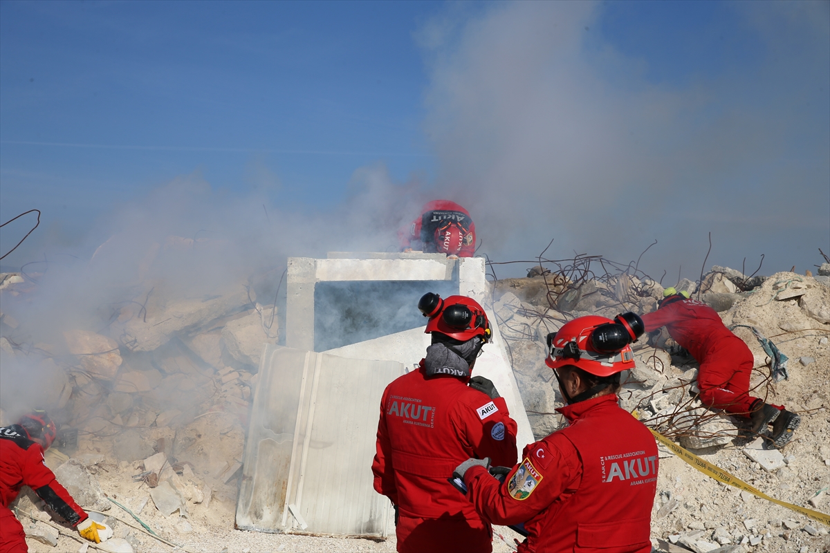 A A 20251210 39943999 39943992 D E N I Z L I D E 56 B U Y U K L U G U N D E D E P R E M S E N A R Y O S U Y L A T A T B I K A T Y A P I L D I