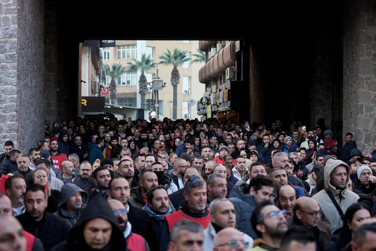 A A 20251211 39951859 39951854 I Z M I R D E I S C I L E R I S B A S I V E S O S Y A L H A K E Y L E M L E R I N E D E V A M E T T I