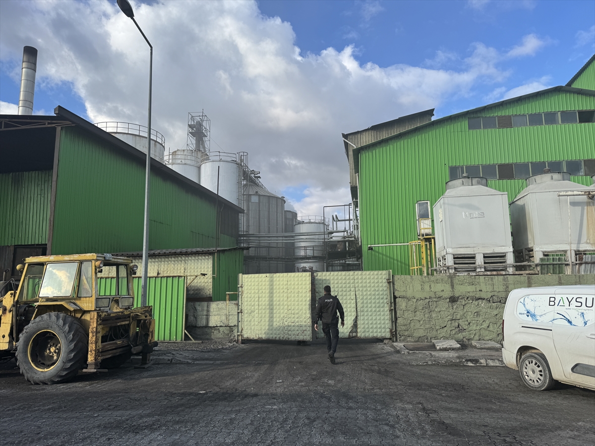 A A 20251211 39954426 39954423 A F Y O N K A R A H I S A R D A B I R Y A G F A B R I K A S I N D A C I K A N Y A N G I N A M U D A H A L E E D I L I Y O R