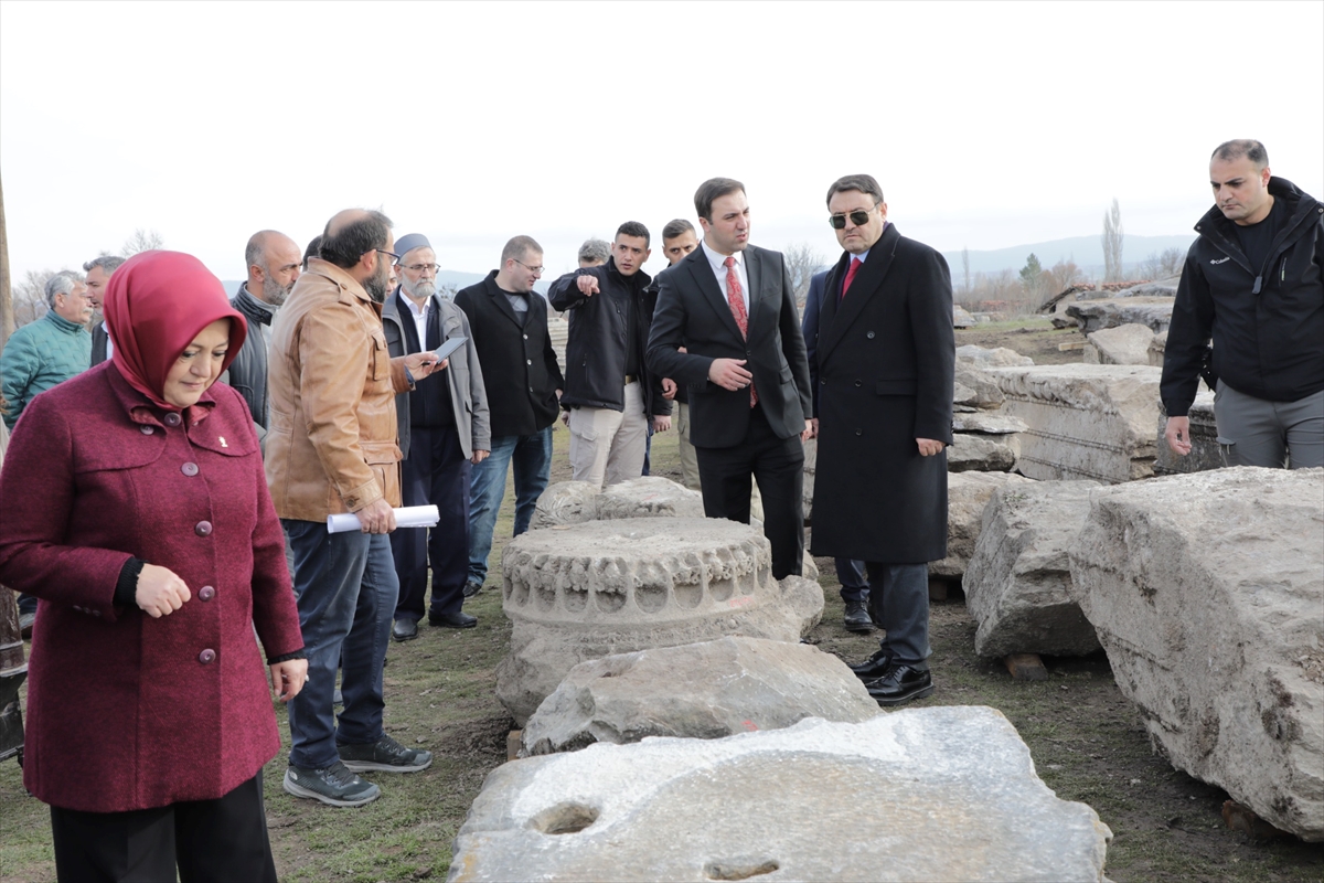 A A 20251211 39954790 39954786 A I Z A N O I D E K I Z E U S T A P I N A G I N I N R E S T O R A S Y O N C A L I S M A L A R I N A G E L E C E K Y I L B A S L A N A C A K