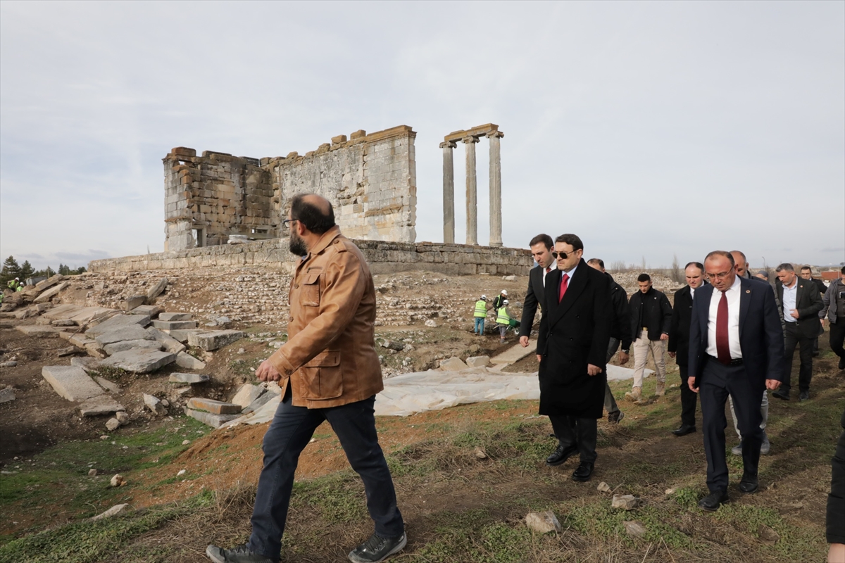 A A 20251211 39954790 39954788 A I Z A N O I D E K I Z E U S T A P I N A G I N I N R E S T O R A S Y O N C A L I S M A L A R I N A G E L E C E K Y I L B A S L A N A C A K