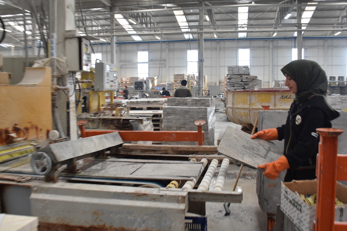 A A 20251226 40080989 40080986 A F Y O N K A R A H I S A R D A N 120 U L K E Y E 207 M I L Y O N D O L A R L I K M E R M E R I H R A C A T I