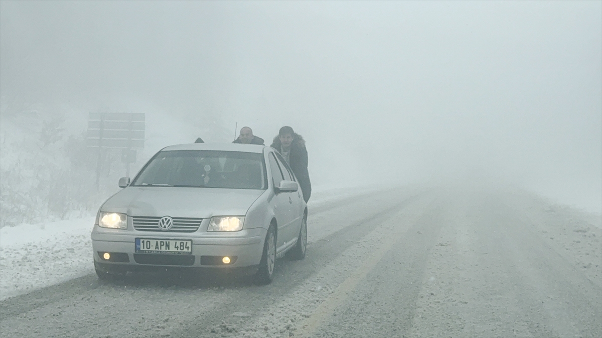 A A 20251227 40090814 40090809 D O M A N I C D A G L A R I A G I R T O N A J L I A R A C T R A F I G I N E K A P A T I L D I