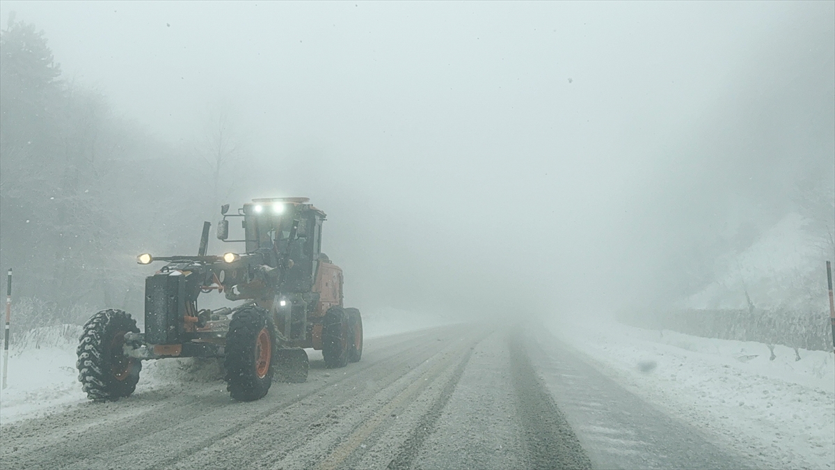 A A 20251227 40090814 40090813 D O M A N I C D A G L A R I A G I R T O N A J L I A R A C T R A F I G I N E K A P A T I L D I