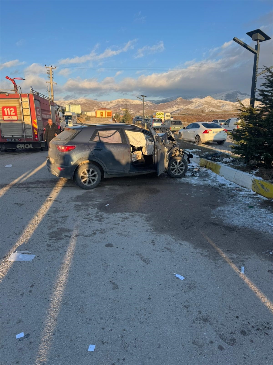 A A 20251230 40110670 40110669 A F Y O N K A R A H I S A R D A O G R E N C I S E R V I S I I L E O T O M O B I L C A R P I S T I 18 K I S I Y A R A L A N D I