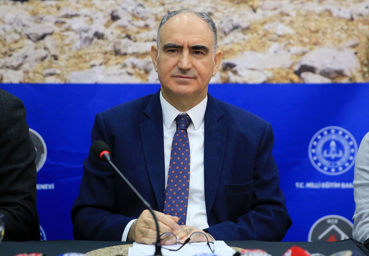 A A 20251230 40112964 40112961 M A N I S A V A L I S I O Z K A N K E N T T E K I C A L I S M A L A R I V E Y I L B A S I T E D B I R L E R I N I A N L A T T I