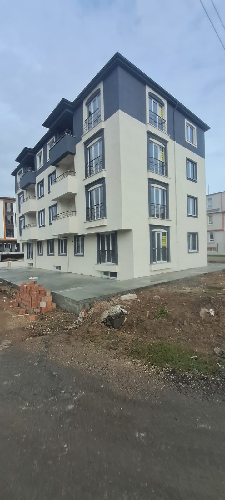 B79B5786 988D 4B6E Bf8E Cd9Ee67881A3