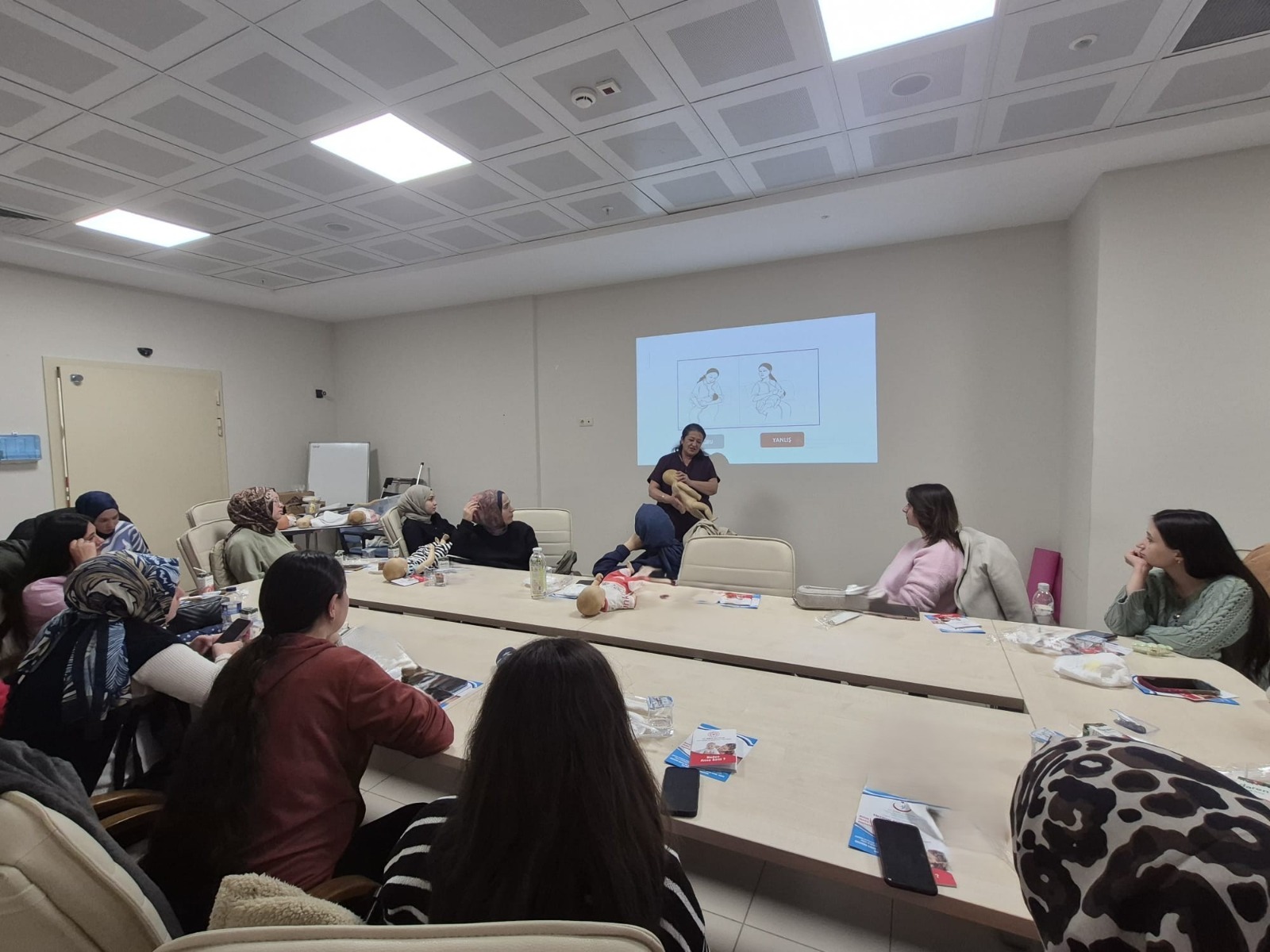 Gebelik Okulu Hamile Anne (2)