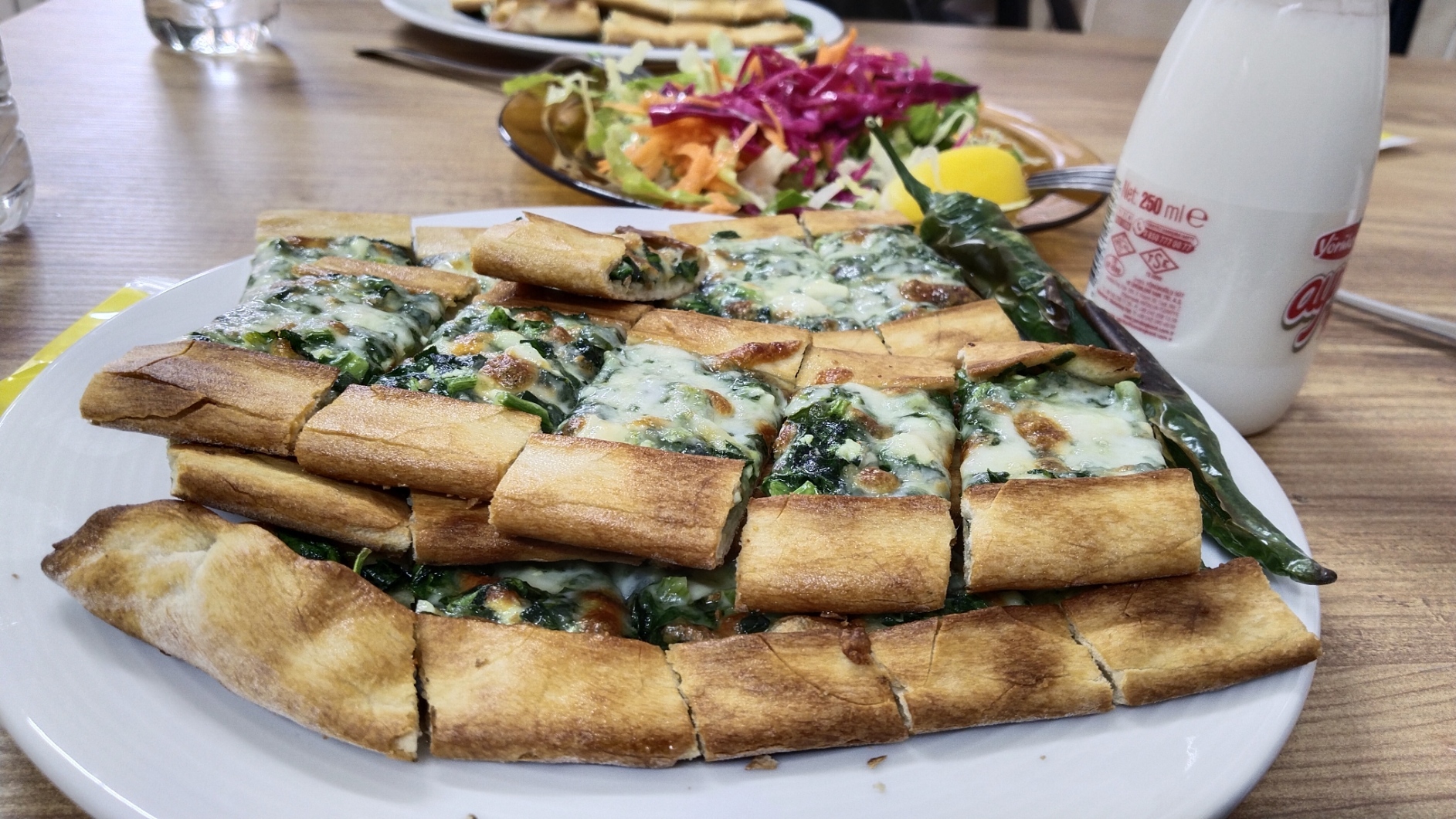 Ispanaklı Pide (3)