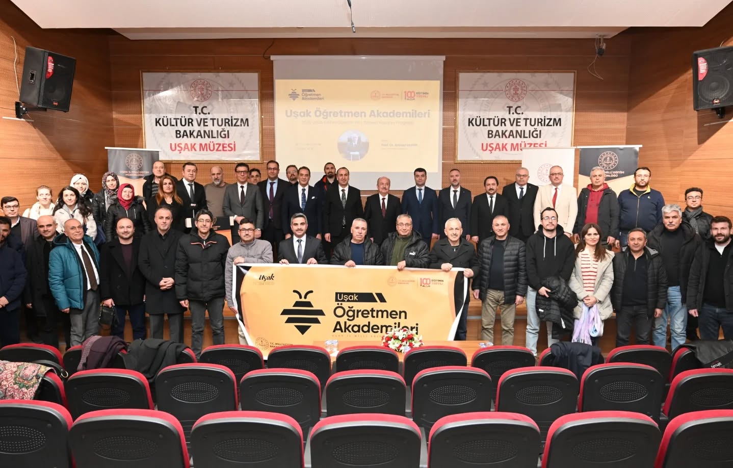 615928692 18149209204431364 8553386423783000983 N