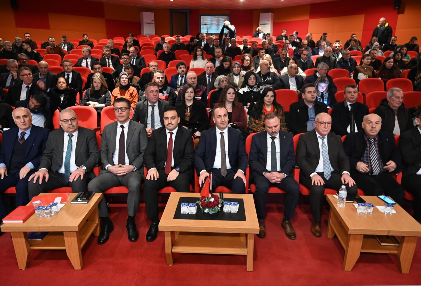 623208376 18150673444431364 7854067847358674475 N