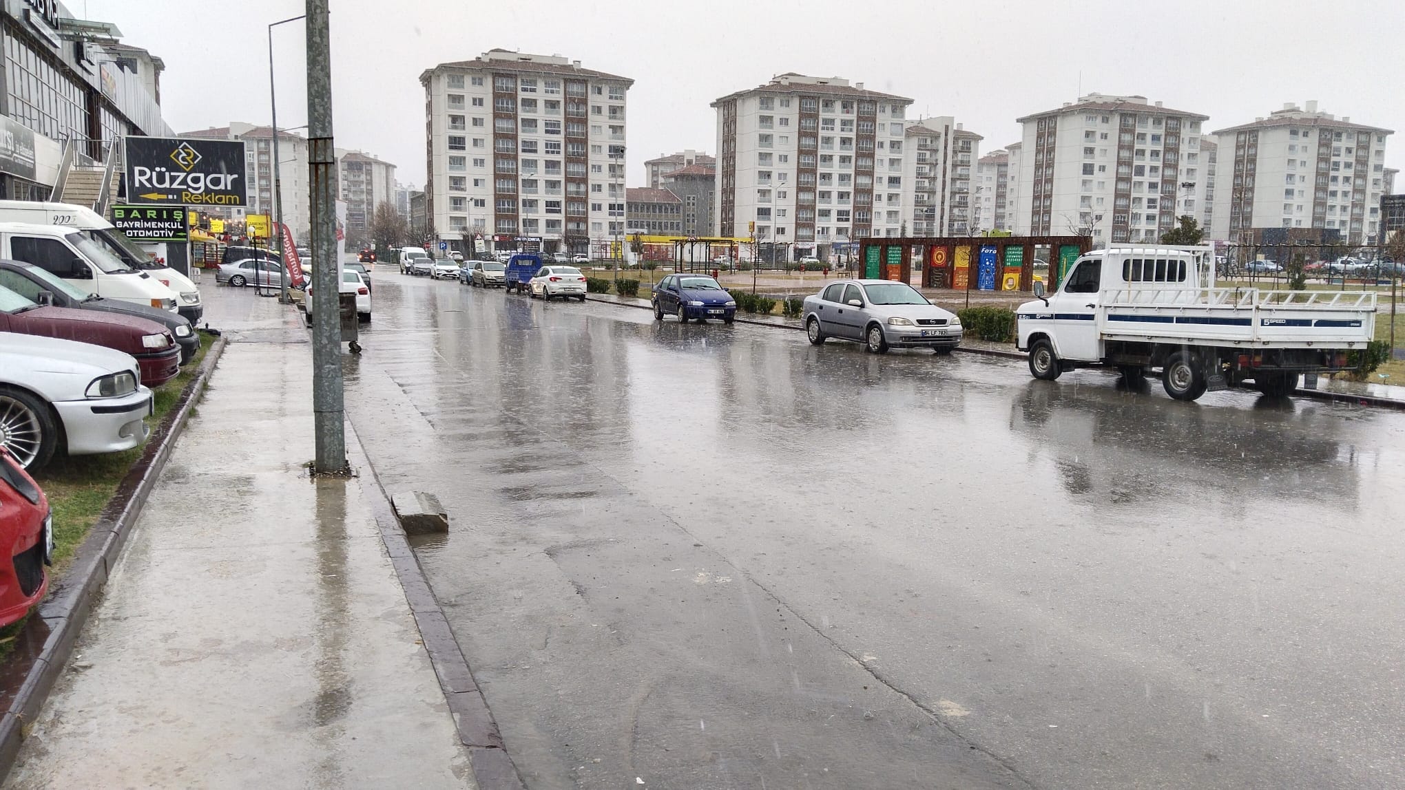 72E16F6F 6498 47F9 9342 F0168E0D8Ba5