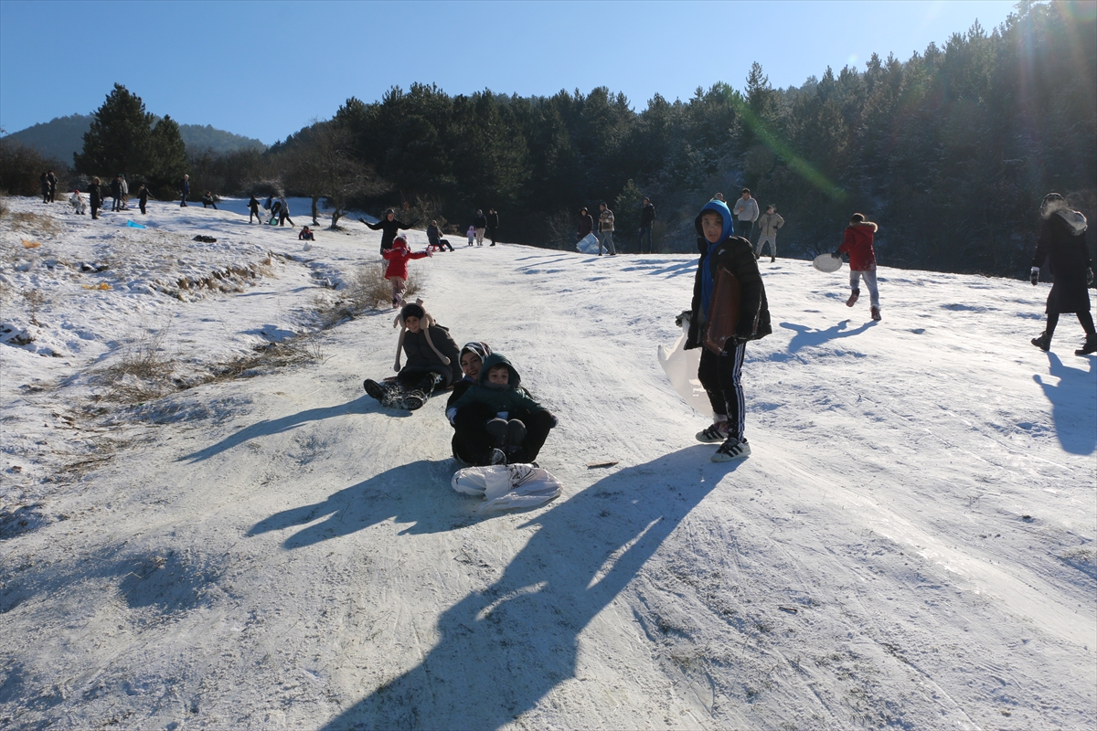 A A 20260102 40143435 40143431 K U T A H Y A D A V A T A N D A S L A R K A R I N T A D I N I C I K A R T T I