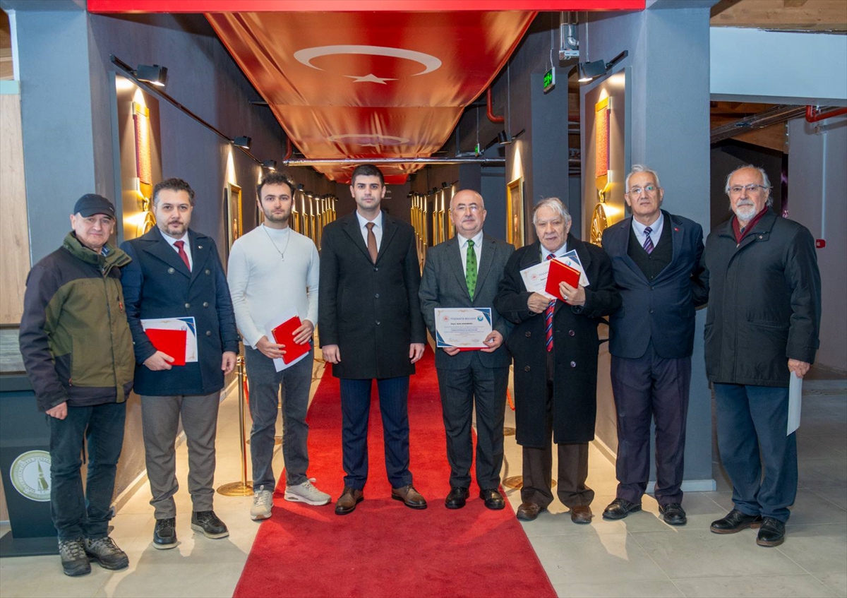 A A 20260114 40248022 40248019 K U T A H Y A D A O B J E K T I F I N D E N D U M L U P I N A R F O T O G R A F Y A R I S M A S I N D A O D U L L E R V E R I L D I