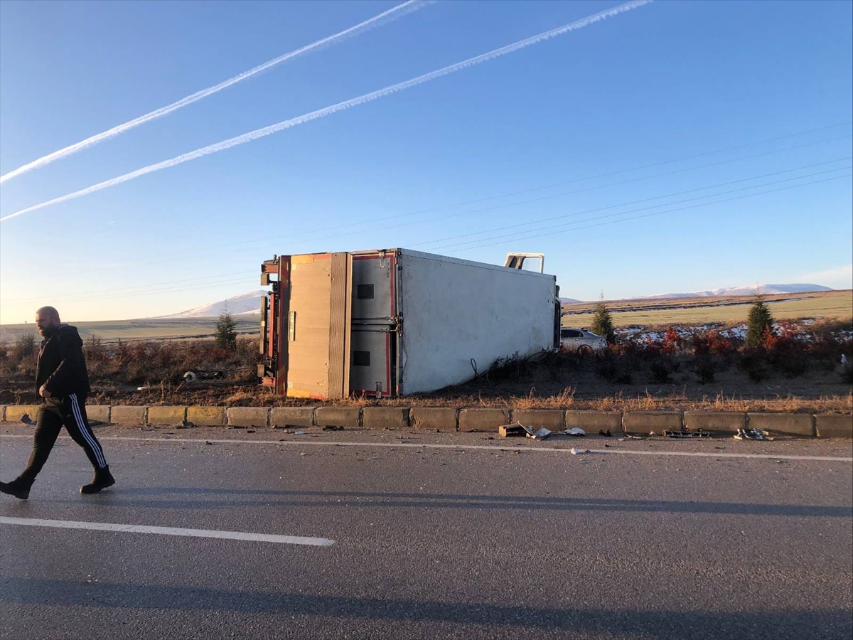 A A 20260116 40274153 40274152 A F Y O N K A R A H I S A R D A K A M Y O N L A C A R P I S A N O T O M O B I L I N S U R U C U S U O L D U