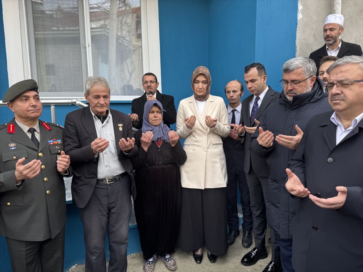 A A 20260116 40276745 40276739 A F Y O N K A R A H I S A R V A L I S I Y I G I T B A S I T A D I L A T I T A M A M L A N A N E V I N D E S E H I T A I L E S I N I Z I Y A R E T E T T I-1