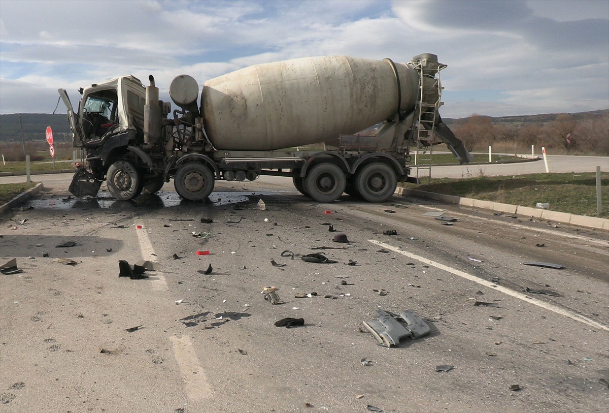 A A 20260126 40371397 40371395 K U T A H Y A D A A Y N I F I R M A Y A A I T B E T O N M I K S E R L E R I N I N C A R P I S T I G I K A Z A D A 2 K I S I Y A R A L A N D I