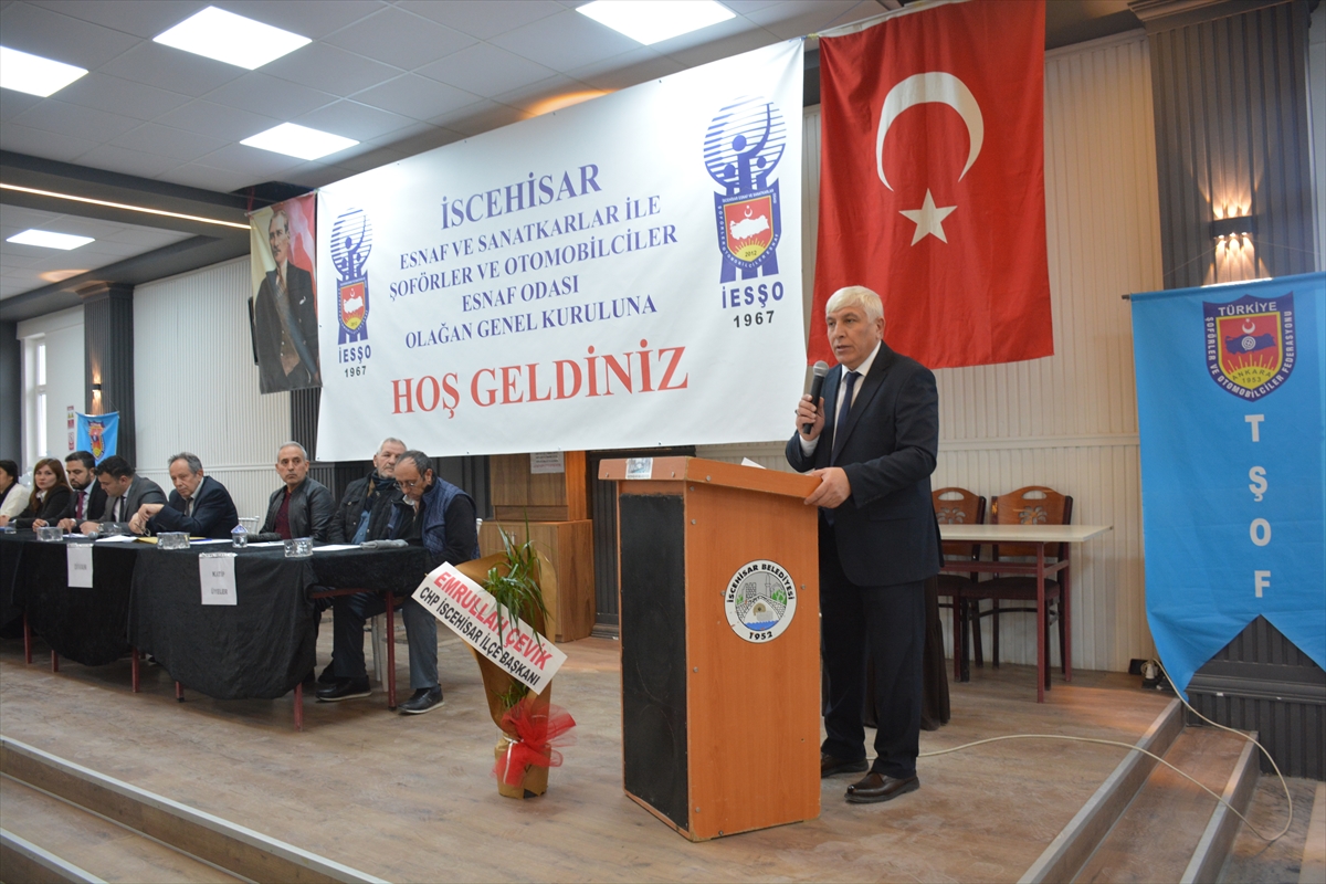 Aa 20260117 40280794 40280792 Afyonkarahisarda Ilcelerde Esnaf Odasi Secimleri (1)