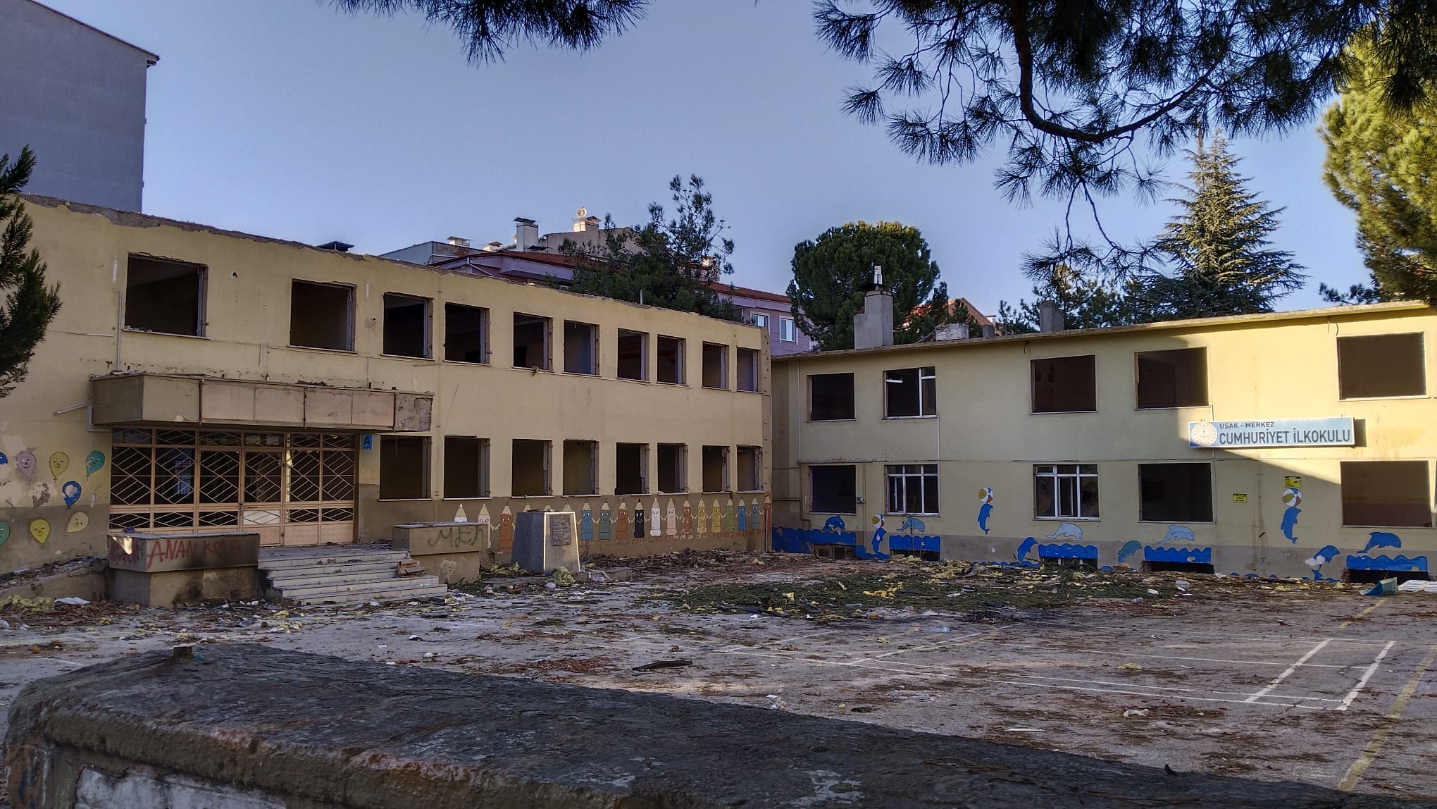 Cumhuriyet Ilkokulu (1)