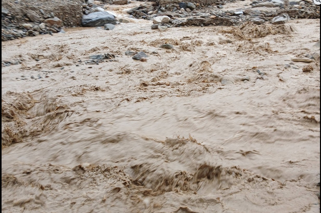 Özgür Mete Eşme Dereli Köyü Dere Akarsu Çeşme (3)