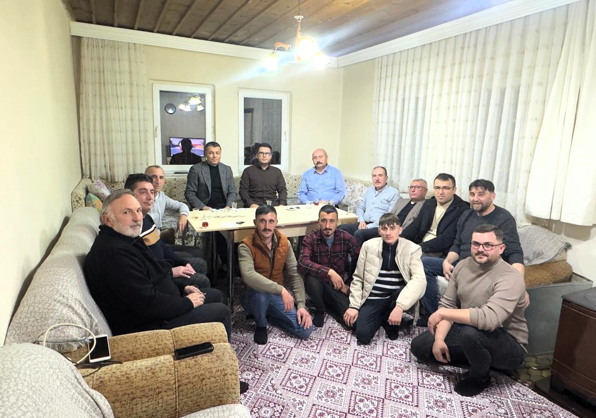 637477388 1215376577448806 8694474098915450050 N